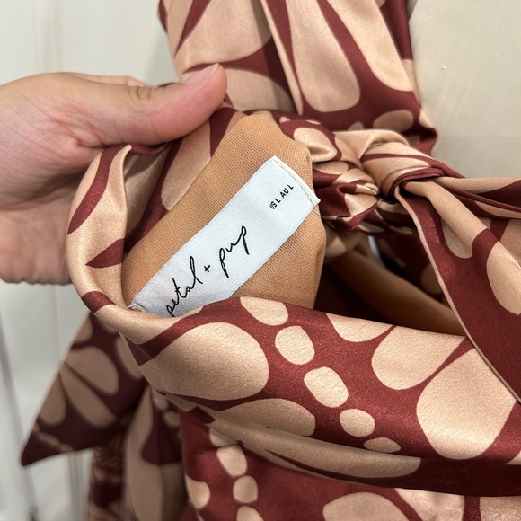 Strapless Satin tropical dress - Picture 4 of 5